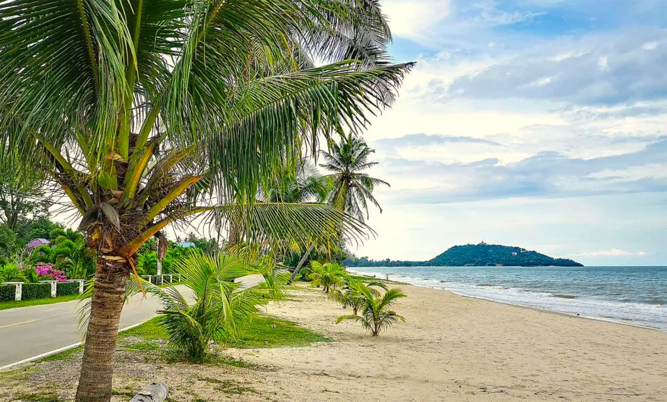 Ban Krut Beach ca 20 km lång
