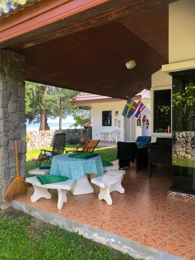 Flera vackra uteplatser