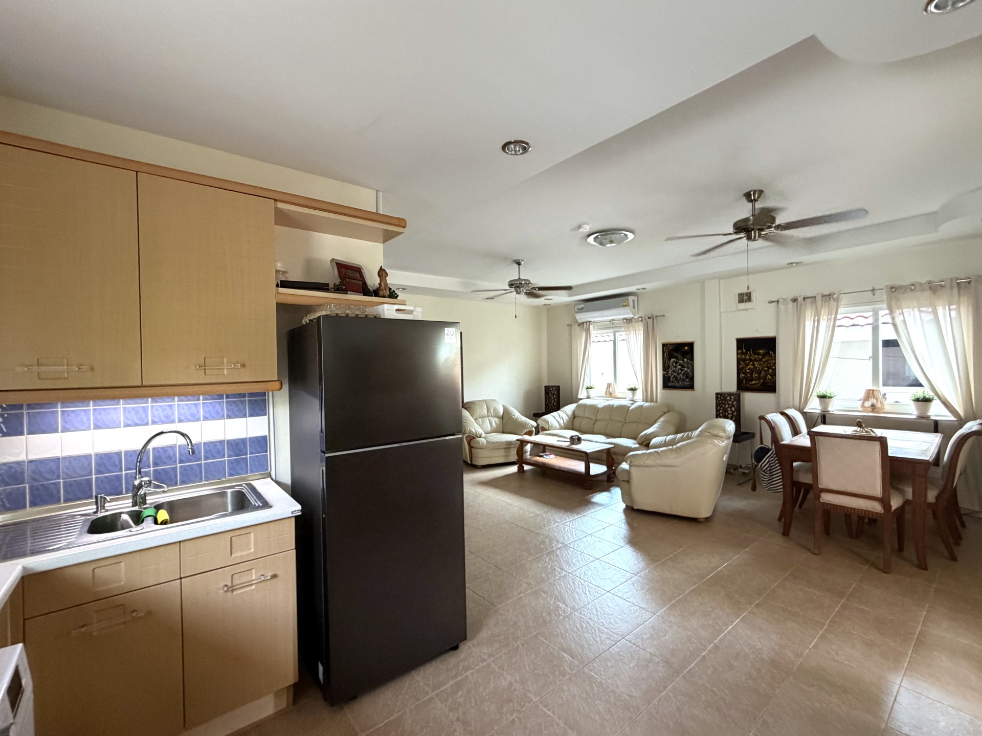 Allt i en öppen planlösning