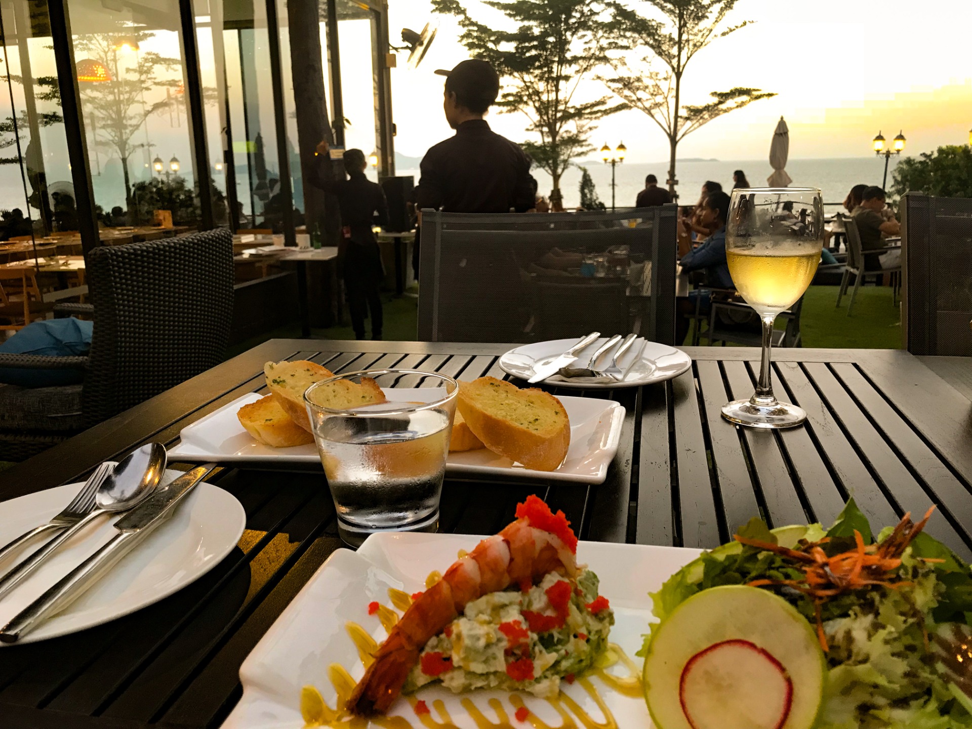 Cozy Beach - The Chocolate Factory